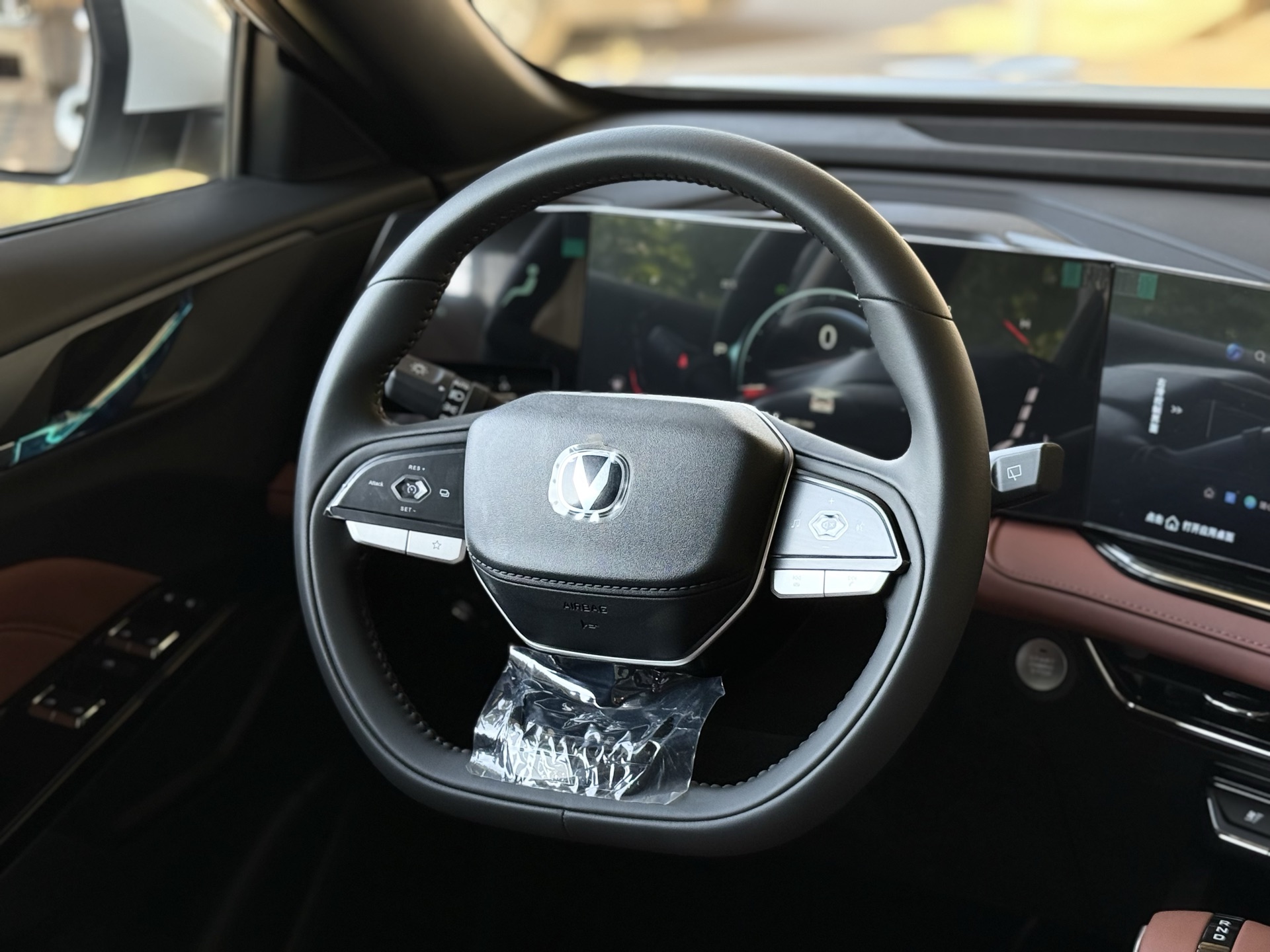Changan X5 Plus — миниатюра 26