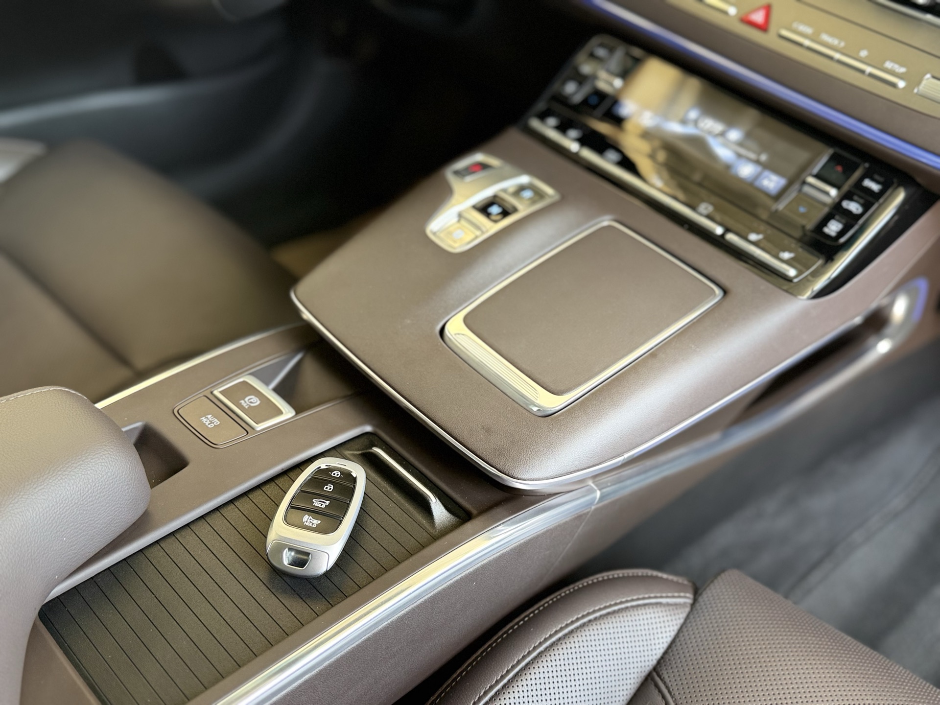 Hyundai Grandeur — миниатюра 17