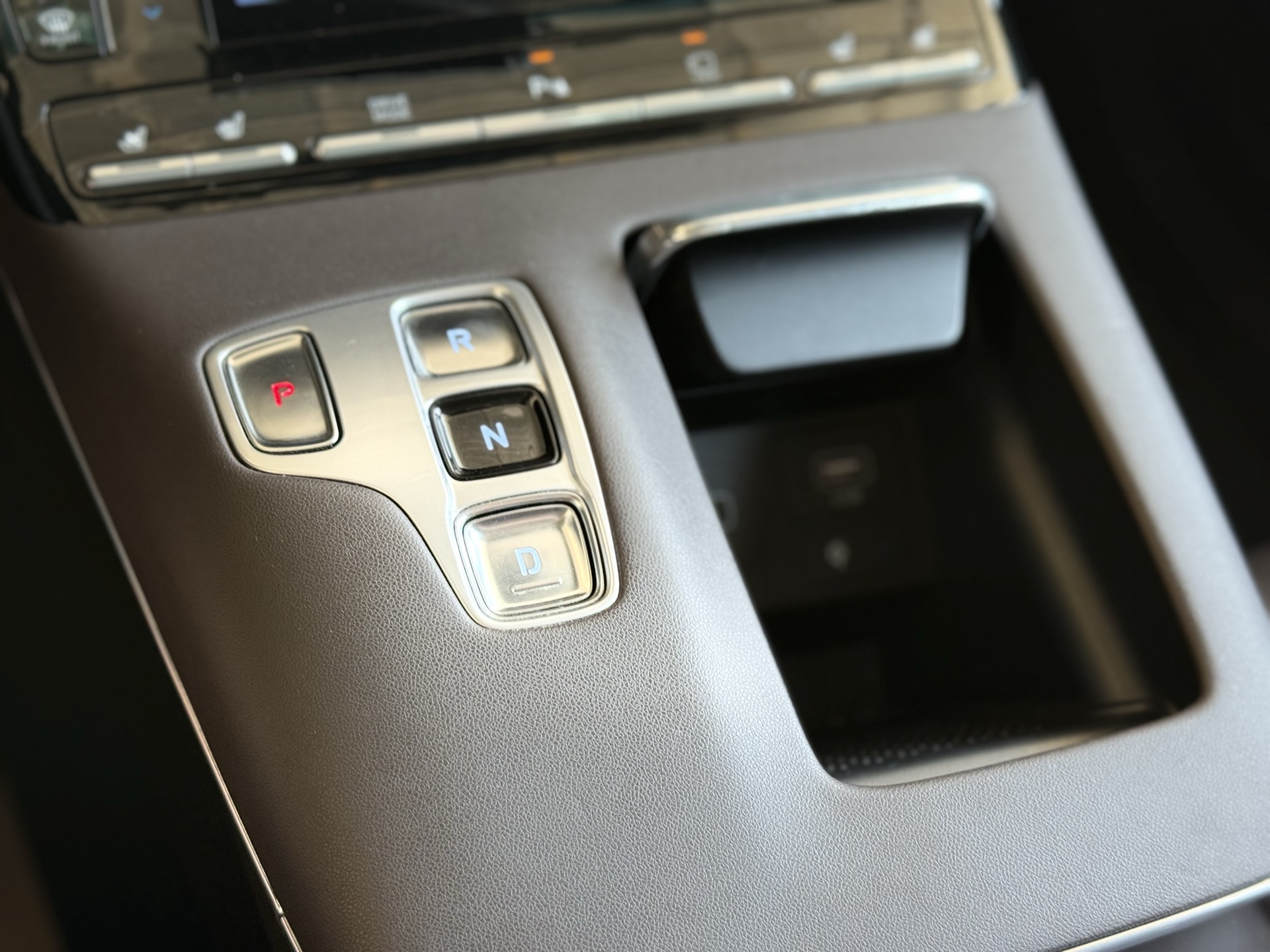 Hyundai Grandeur — миниатюра 24