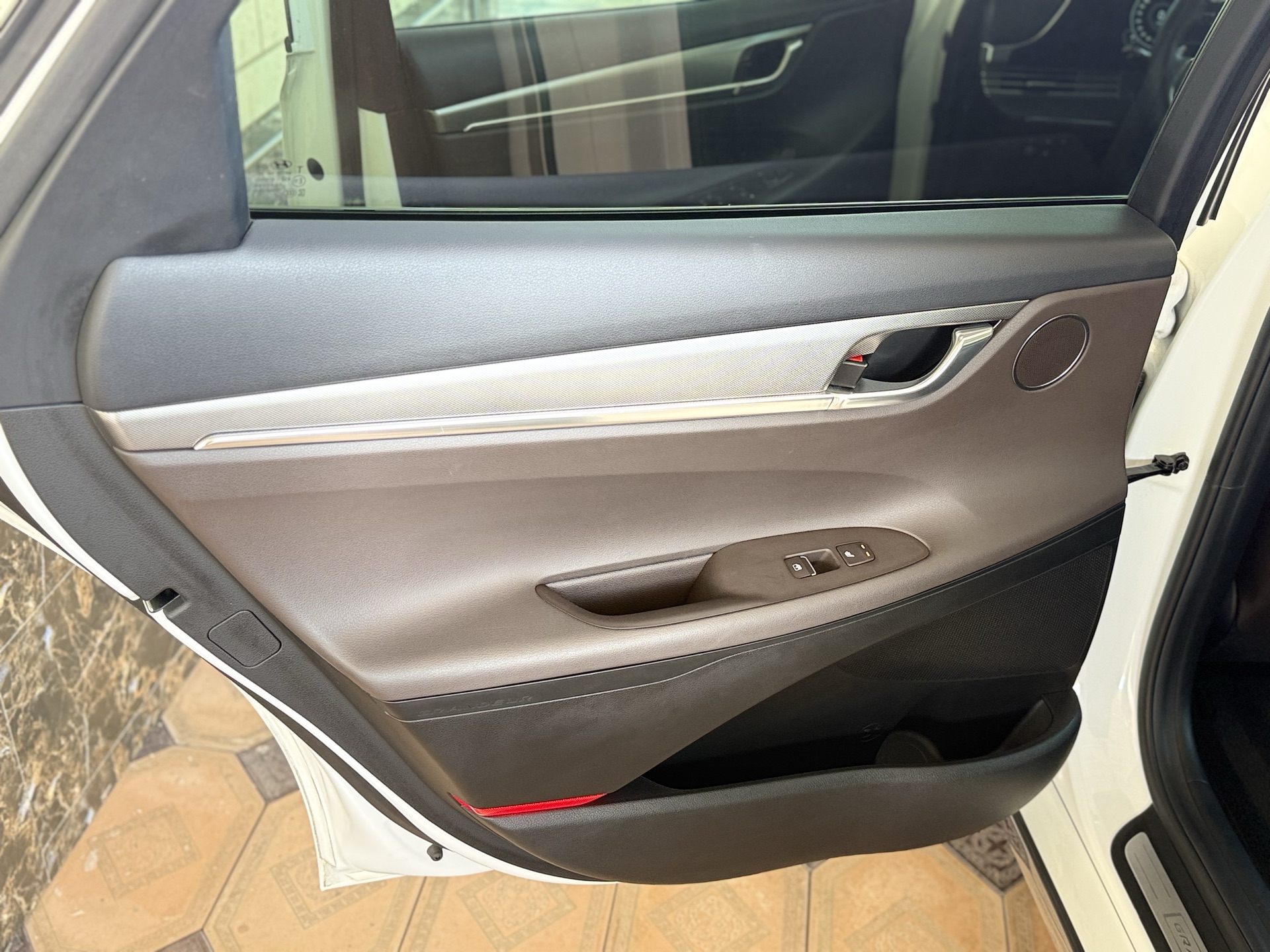 Hyundai Grandeur — миниатюра 28