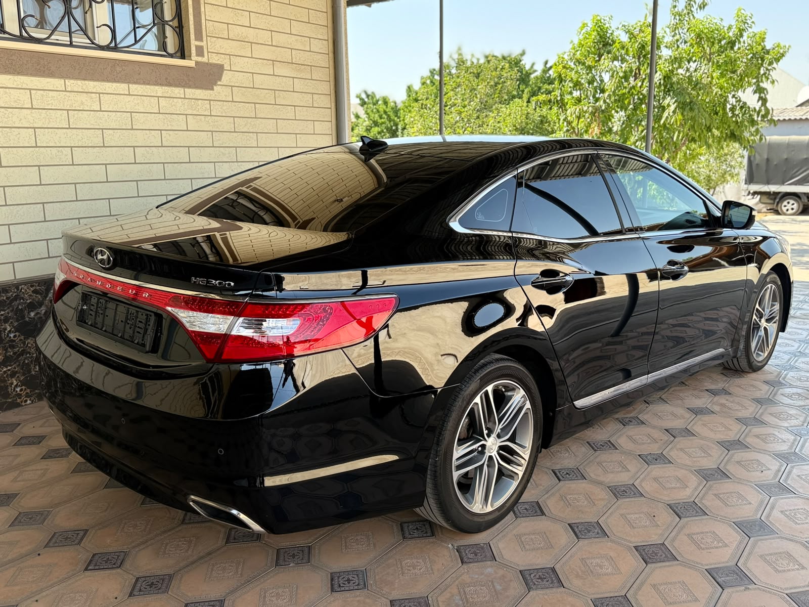 Hyundai Grandeur HG300 — миниатюра 6