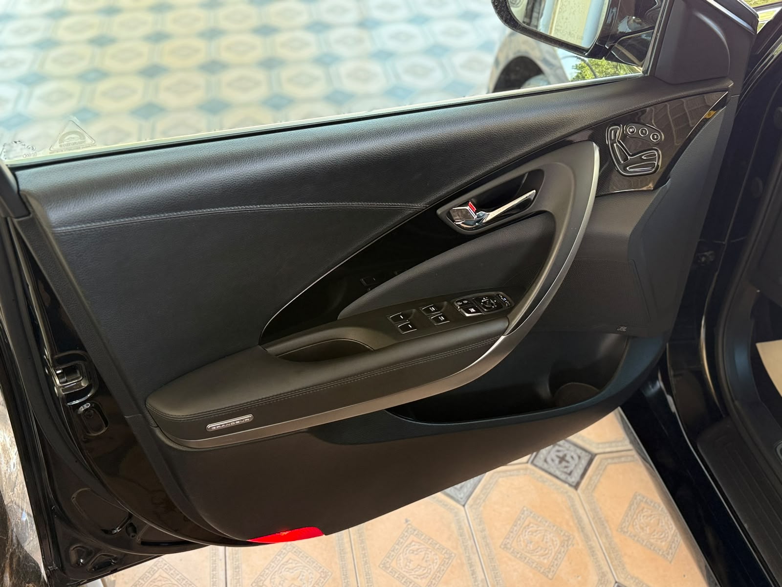 Hyundai Grandeur HG300 — миниатюра 21