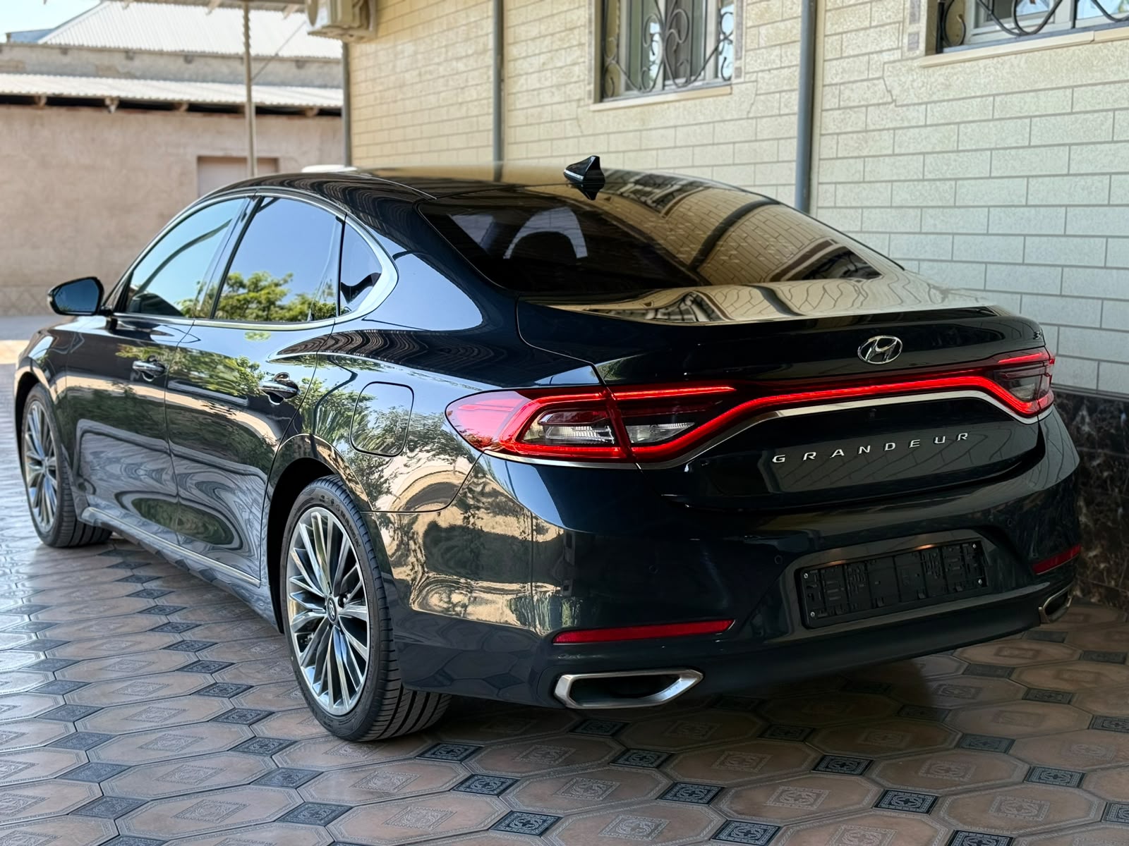 Hyundai Grandeur — миниатюра 6