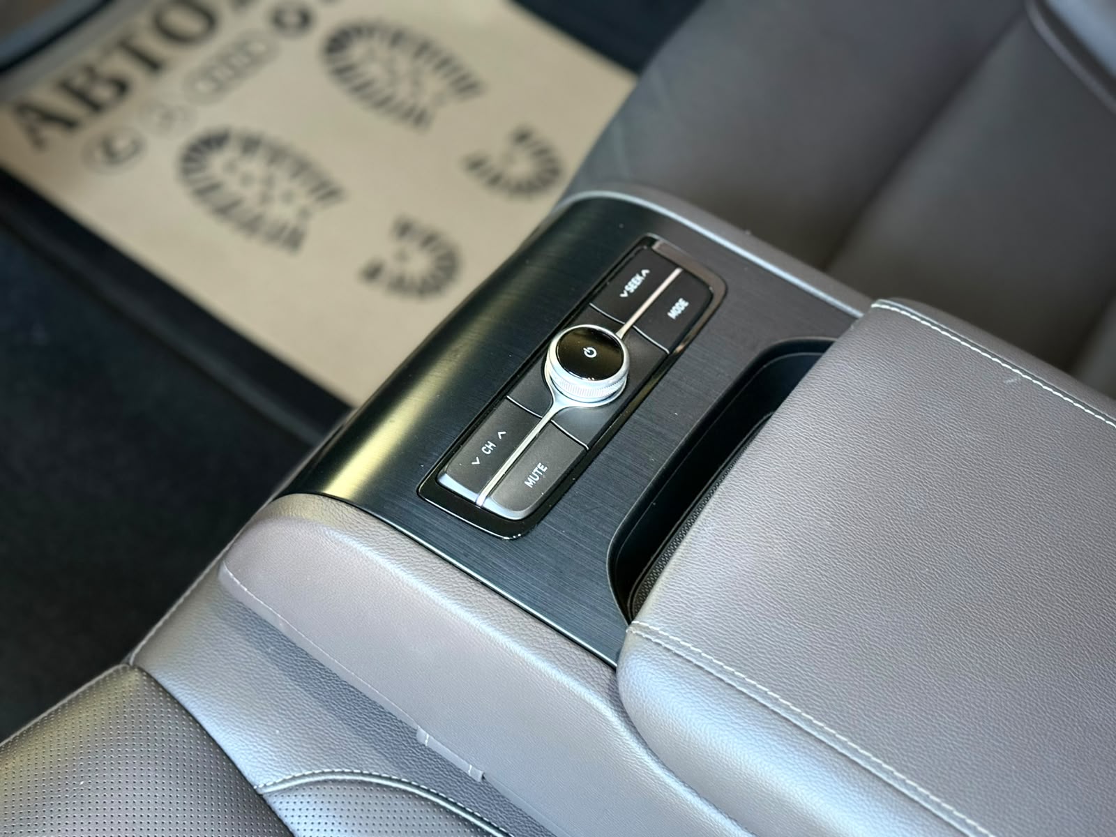 Hyundai Grandeur — миниатюра 28