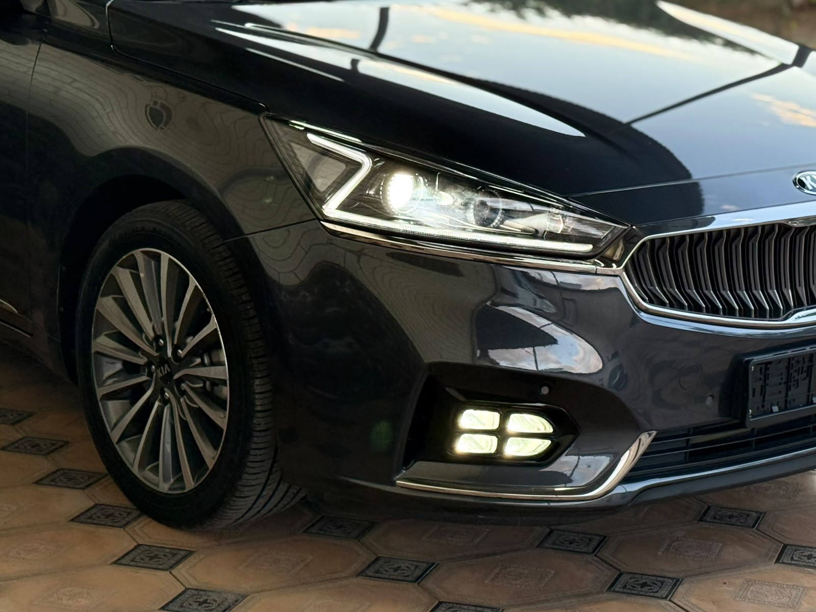 Kia K7 (Cadenza) — миниатюра 4