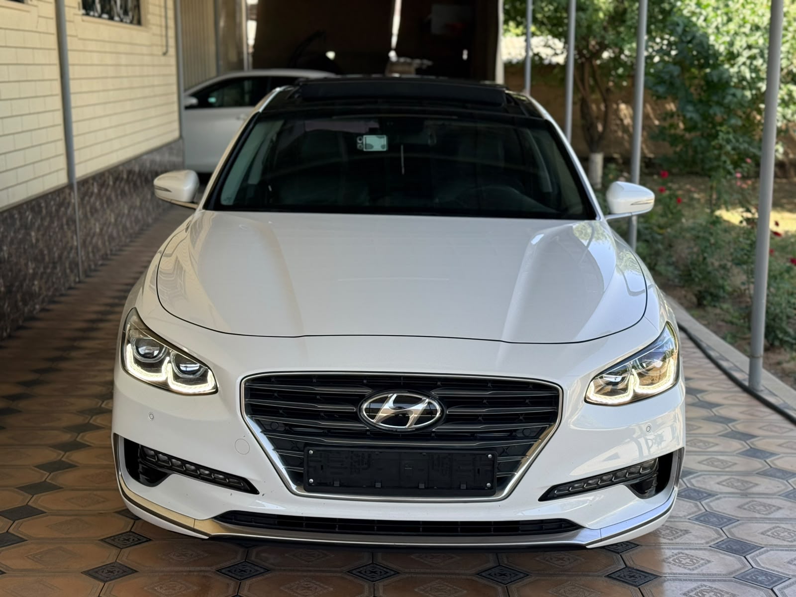 Hyundai grandeur — миниатюра 2