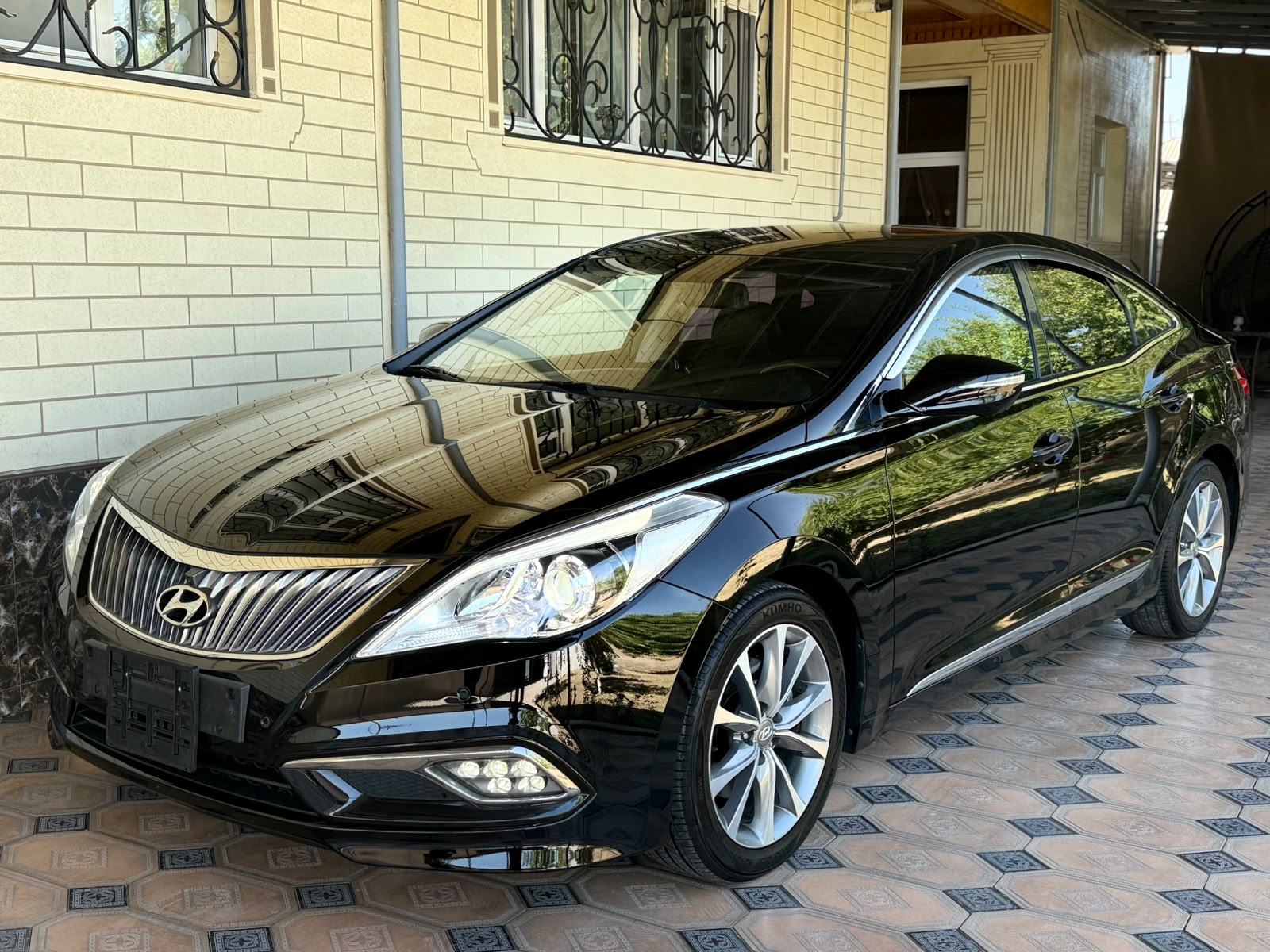 Hyundai Grandeur HG300 2016