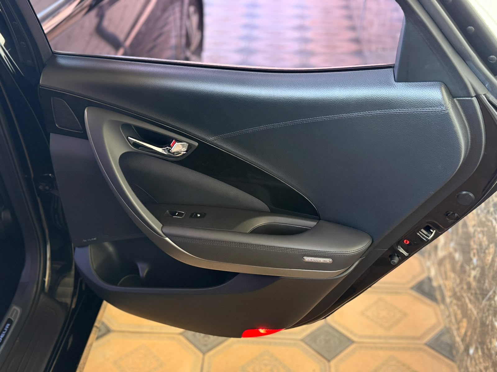 Hyundai Grandeur HG300 — миниатюра 29