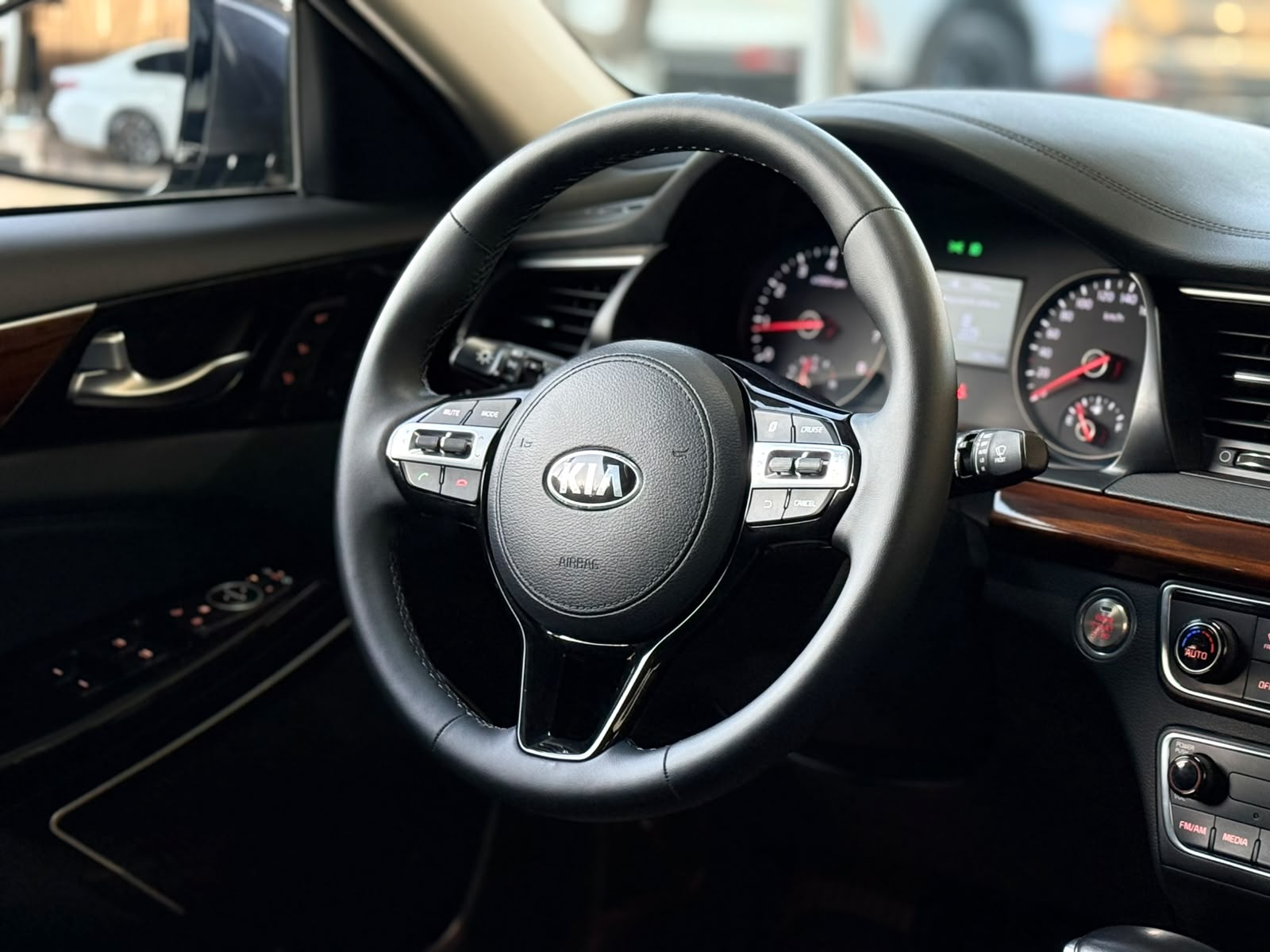 Kia K7 (Cadenza) — миниатюра 11