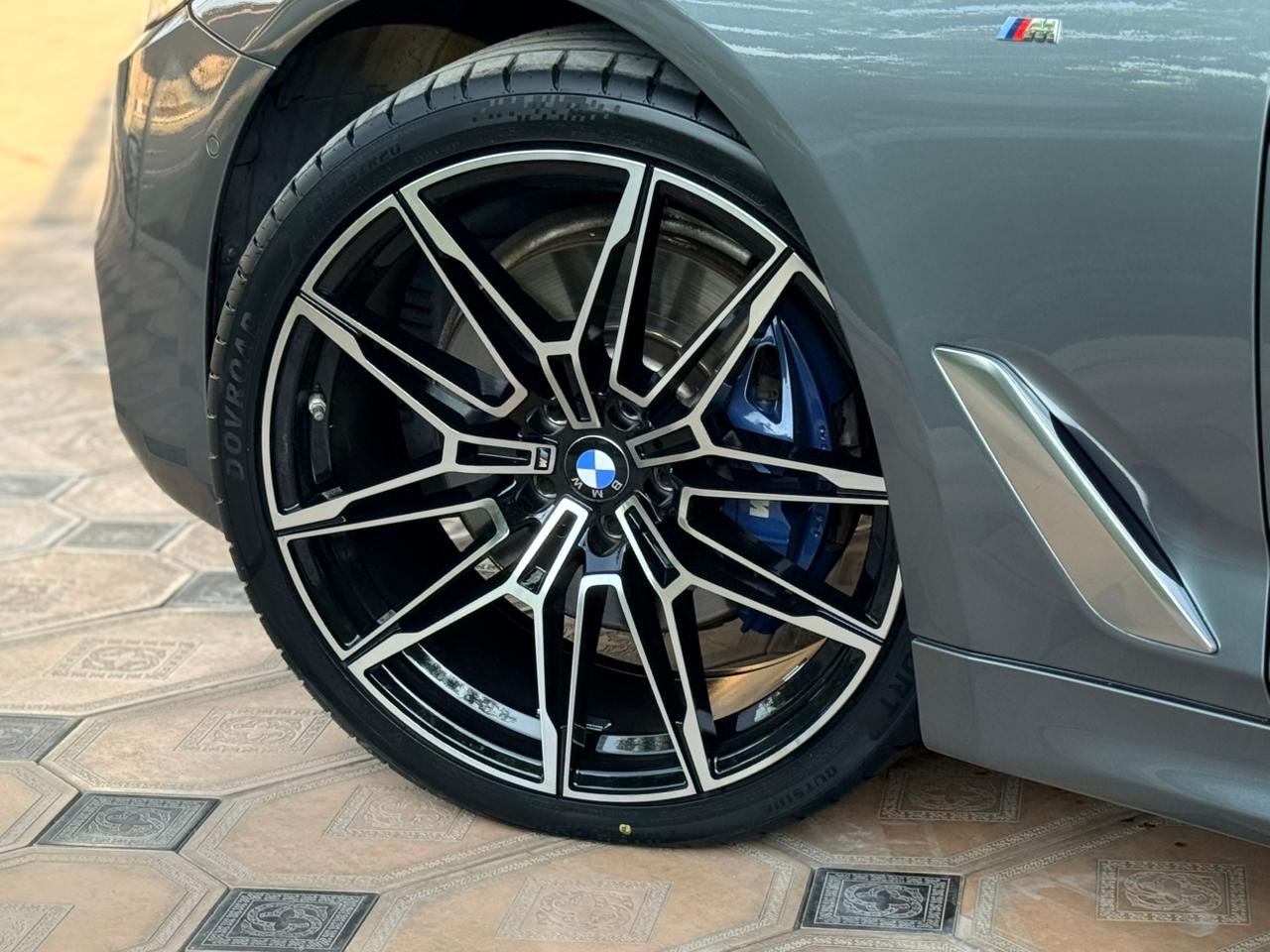 BMW 5 Series (530i G30) — миниатюра 9